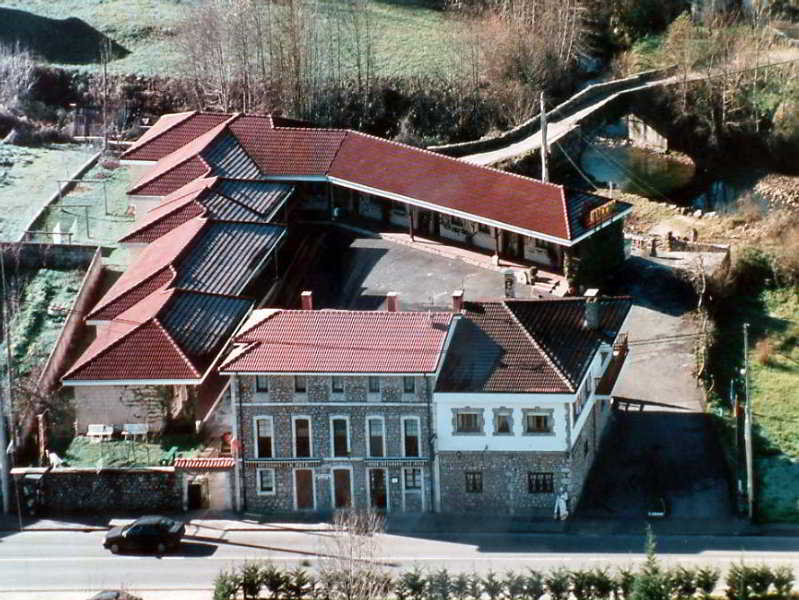 Hotel Rural "La Ruta De Cabrales" Mestas De Con Exterior foto